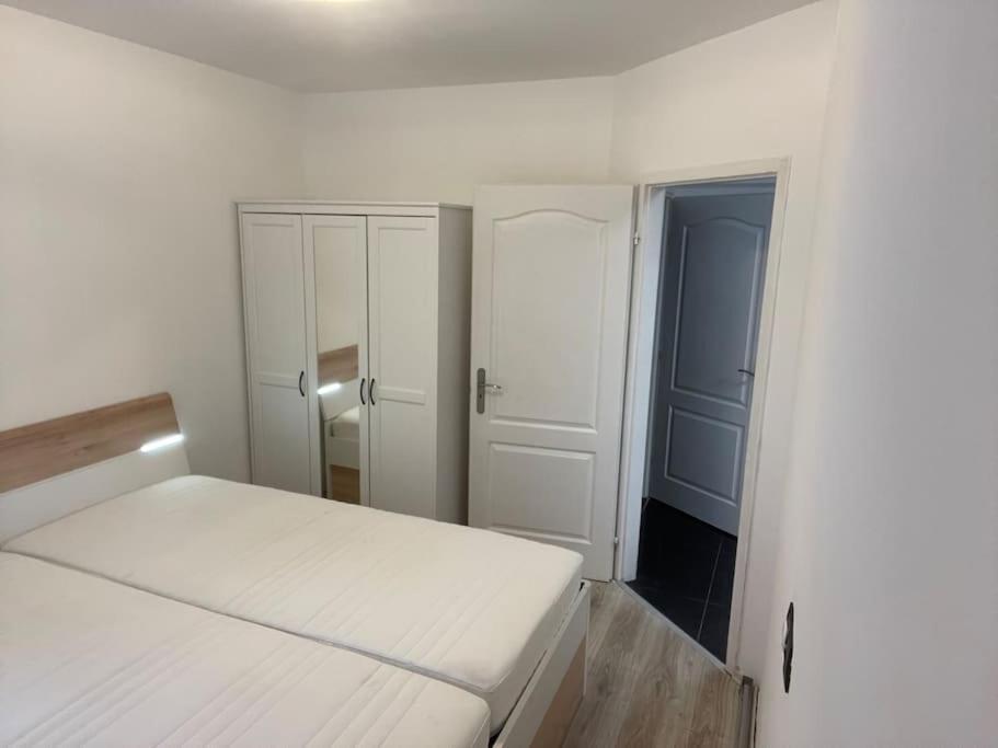 Apartment In Wien Mariahilferstrasse/Schwendermarkt Esterno foto