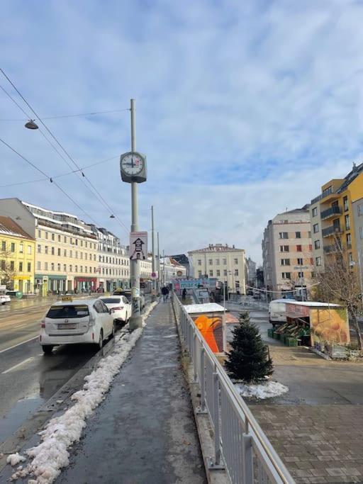 Apartment In Wien Mariahilferstrasse/Schwendermarkt Esterno foto