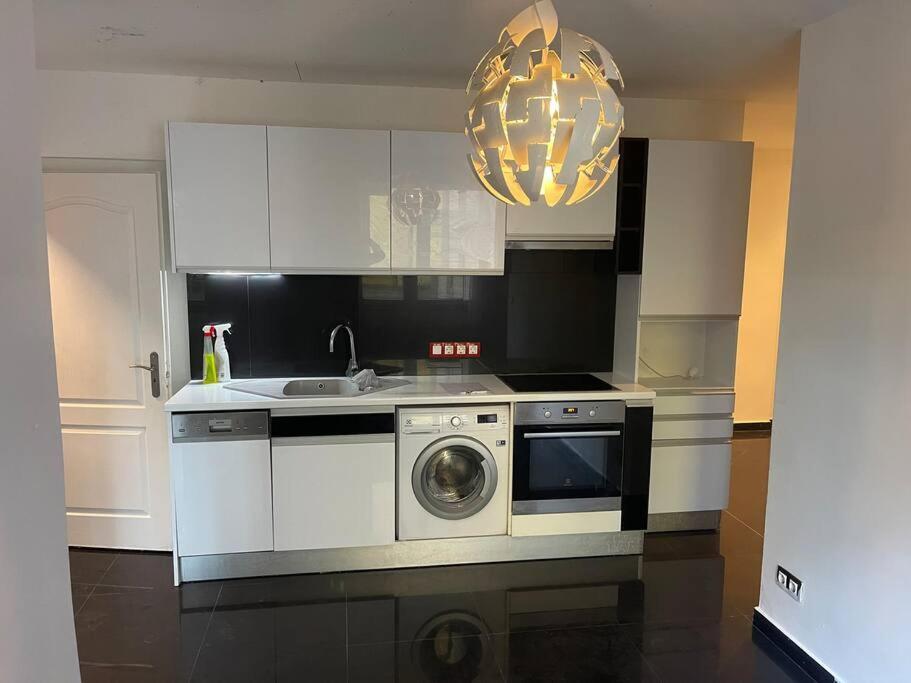 Apartment In Wien Mariahilferstrasse/Schwendermarkt Esterno foto